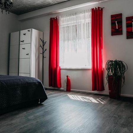 Lora & Lana Resort Ljubljana Luaran gambar